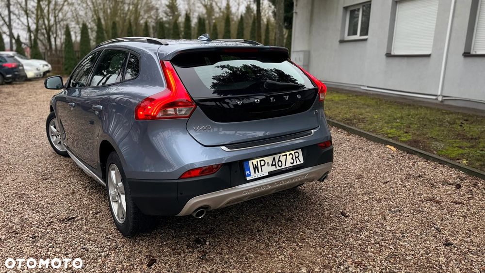 Volvo V40 T3 Drive-E Momentum - 14