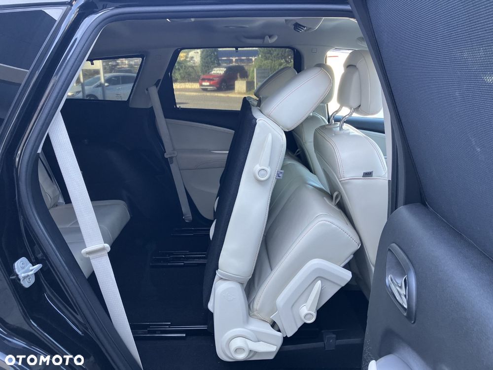 Fiat Freemont 2.0 Multijet Lounge AWD - 28