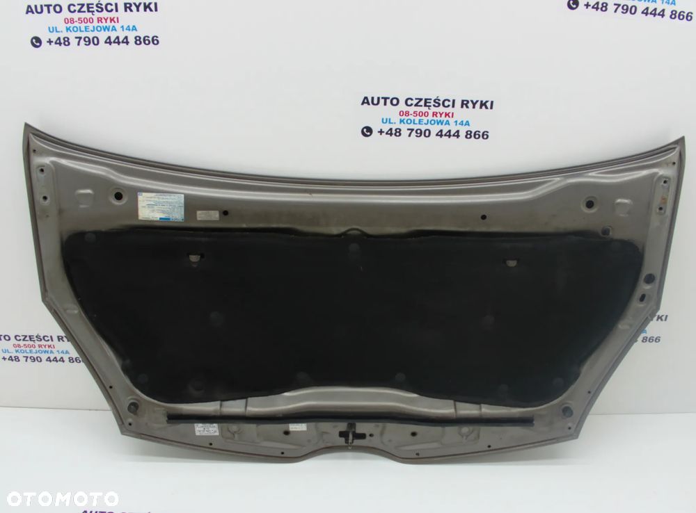 Toyota corolla verso II maska 4S0 - 6