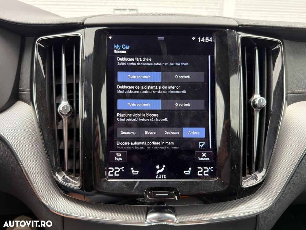Volvo XC 60 B5 MHEV AT8 AWD Inscription - 28
