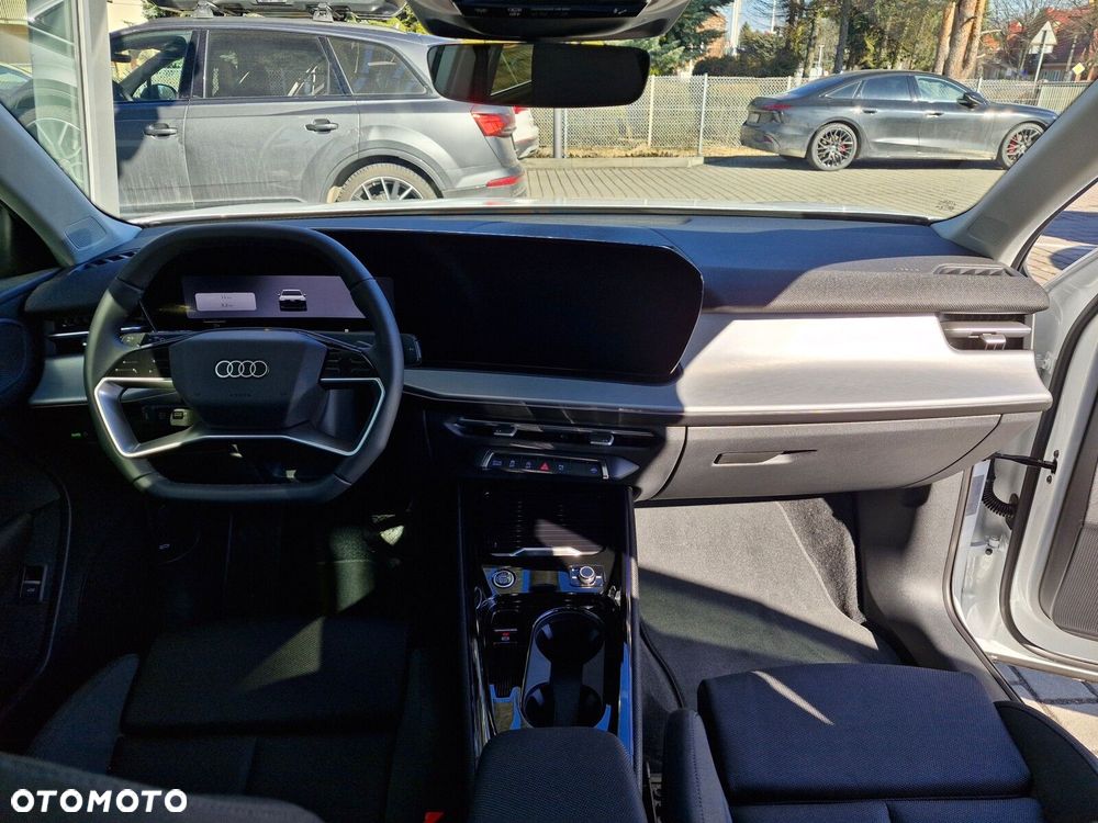 Audi Q3 35 TFSI S tronic - 8