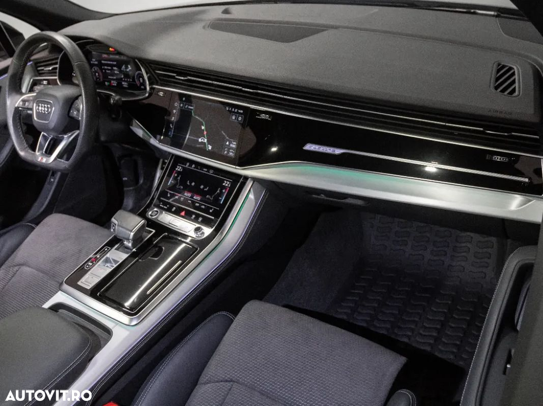 Audi Q7 - 10