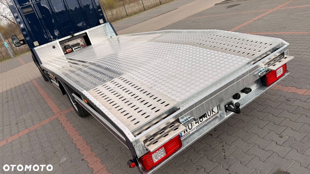 Mercedes-Benz Sprinter 319 - 29