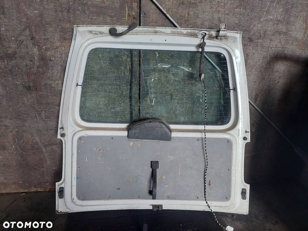 KOMPLETNY TYŁ VOLKSWAGEN CADDY III LB9A KLAPA ZDERZAK LAMPY - 25