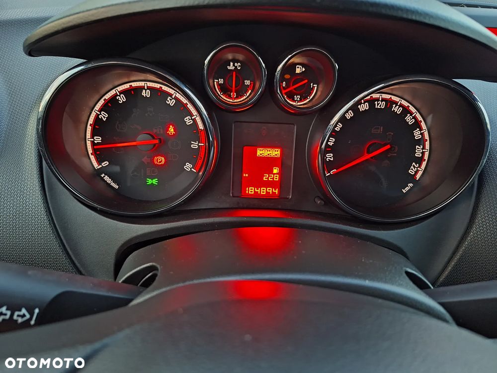 Opel Meriva - 11