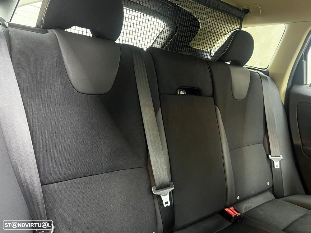 Volvo XC 60 D5 Momentum - 18