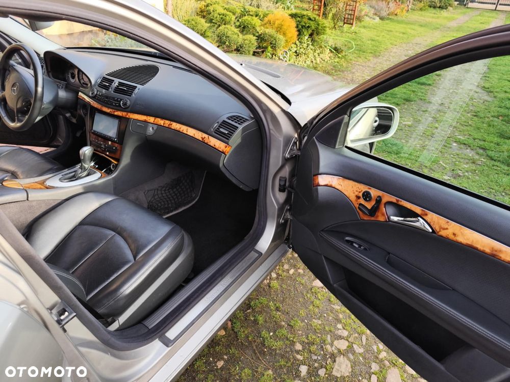 Mercedes-Benz Klasa E 320 Avantgarde - 12