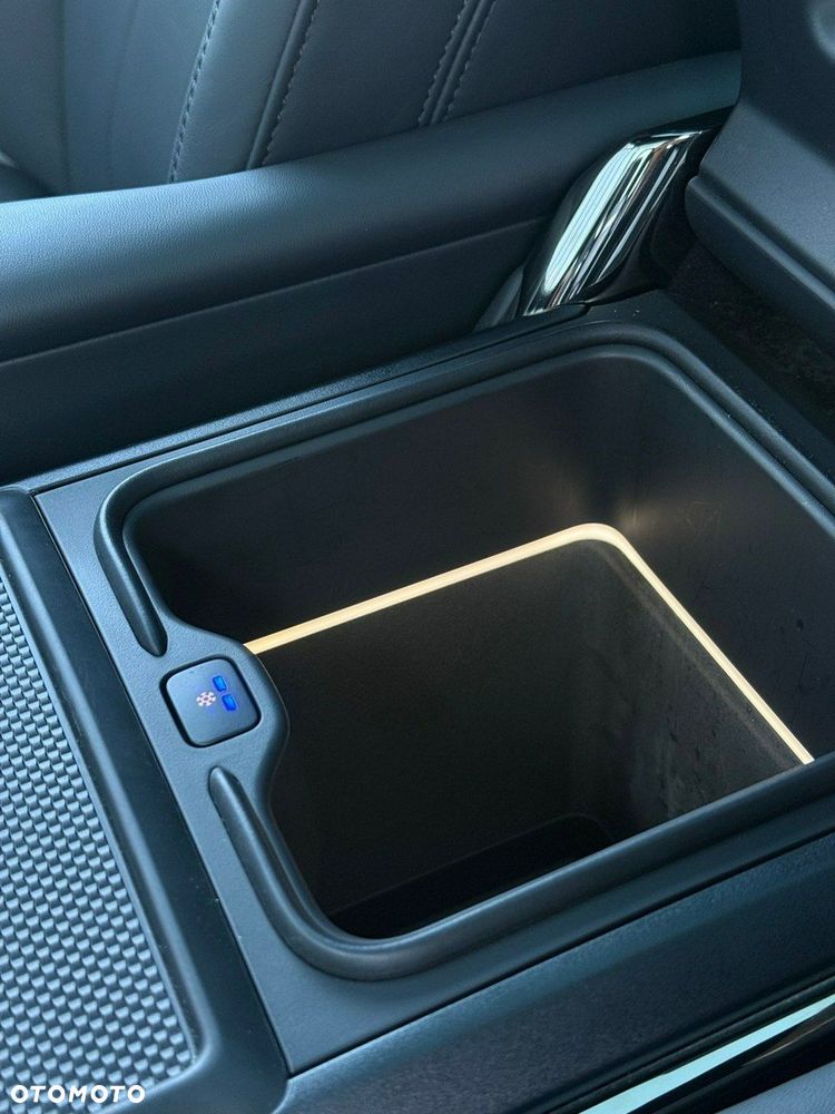 Land Rover Range Rover Sport - 23