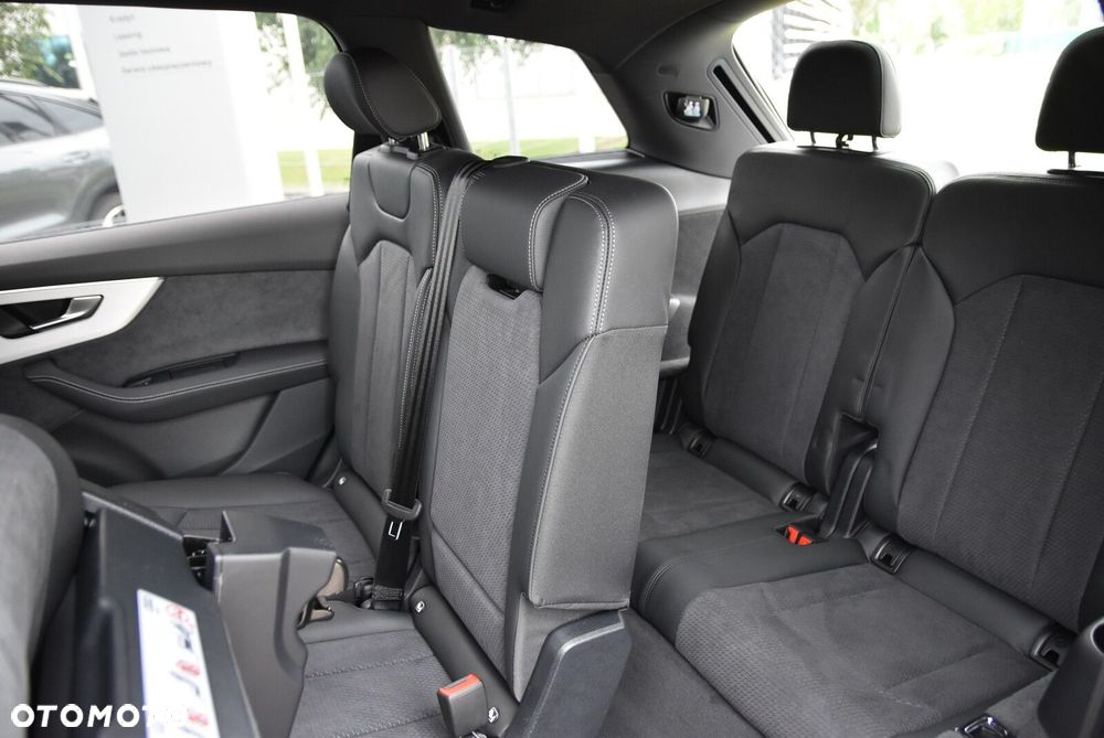 Audi Q7 - 16