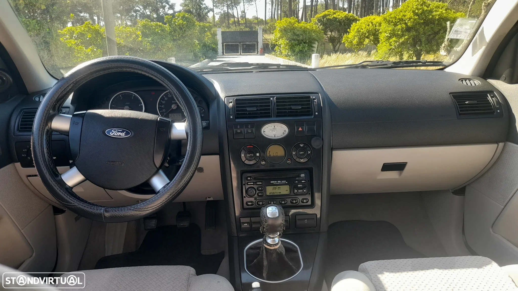 Ford Mondeo SW 2.0 TDdi Ghia - 20