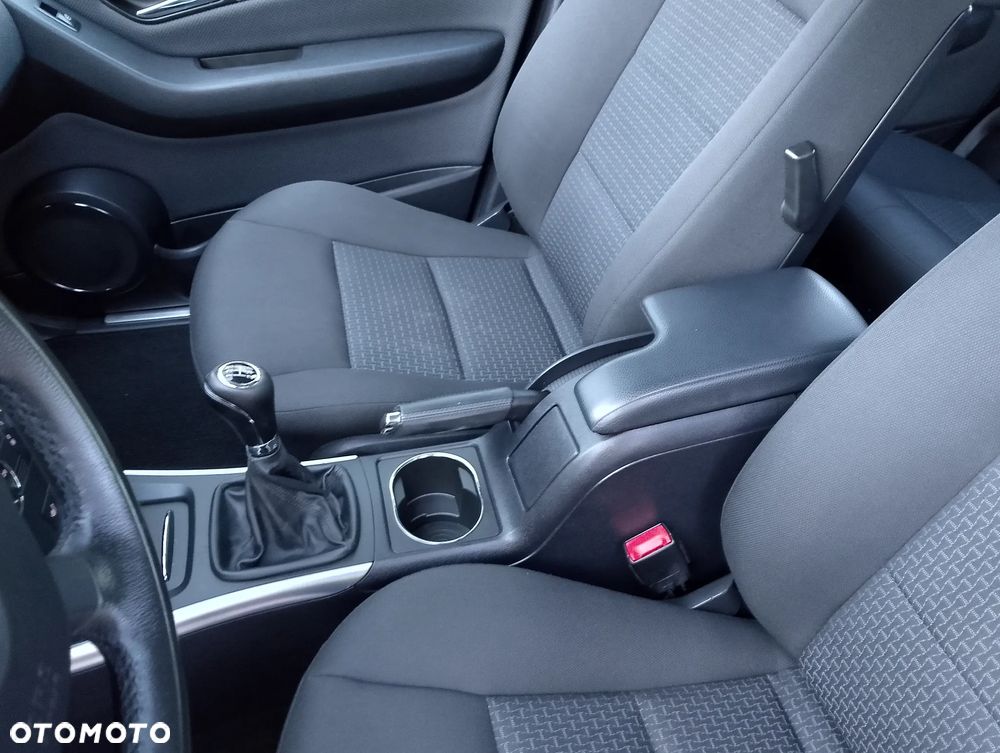 Mercedes-Benz Klasa B 180 BlueEFFICIENCY SPORT EDITION - 31