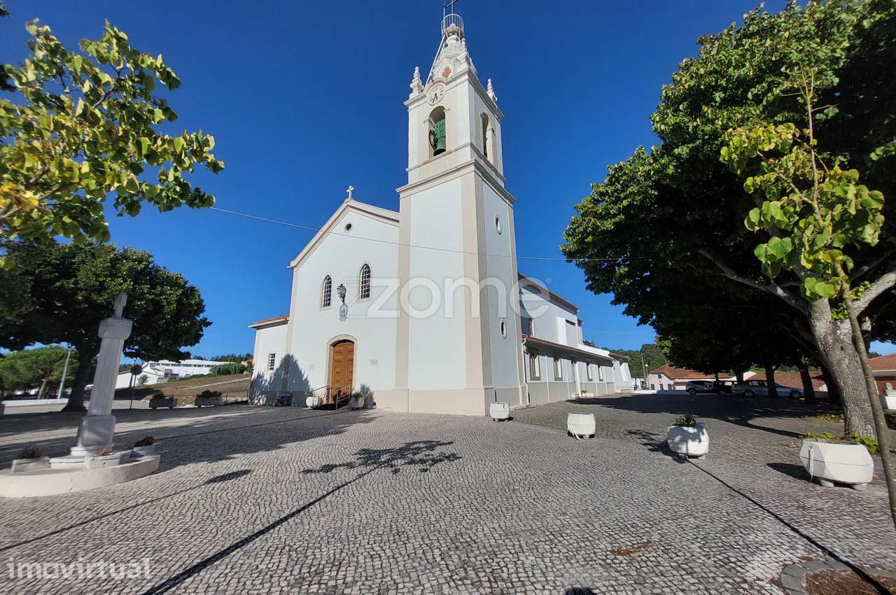 Terreno à venda em Leiria - Grande imagem: 2/24
