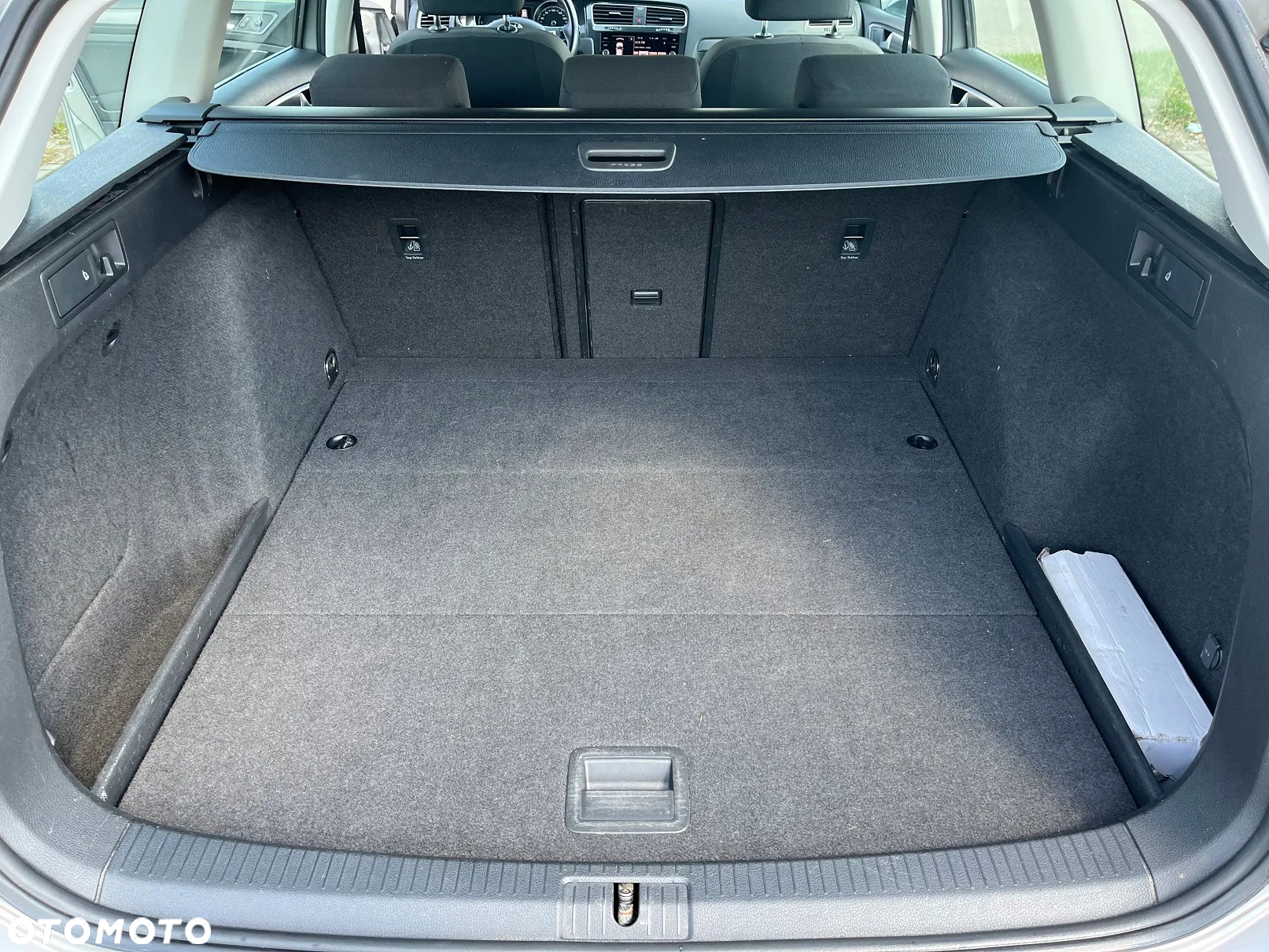 Volkswagen Golf VII 1.6 TDI BMT Comfortline - 28