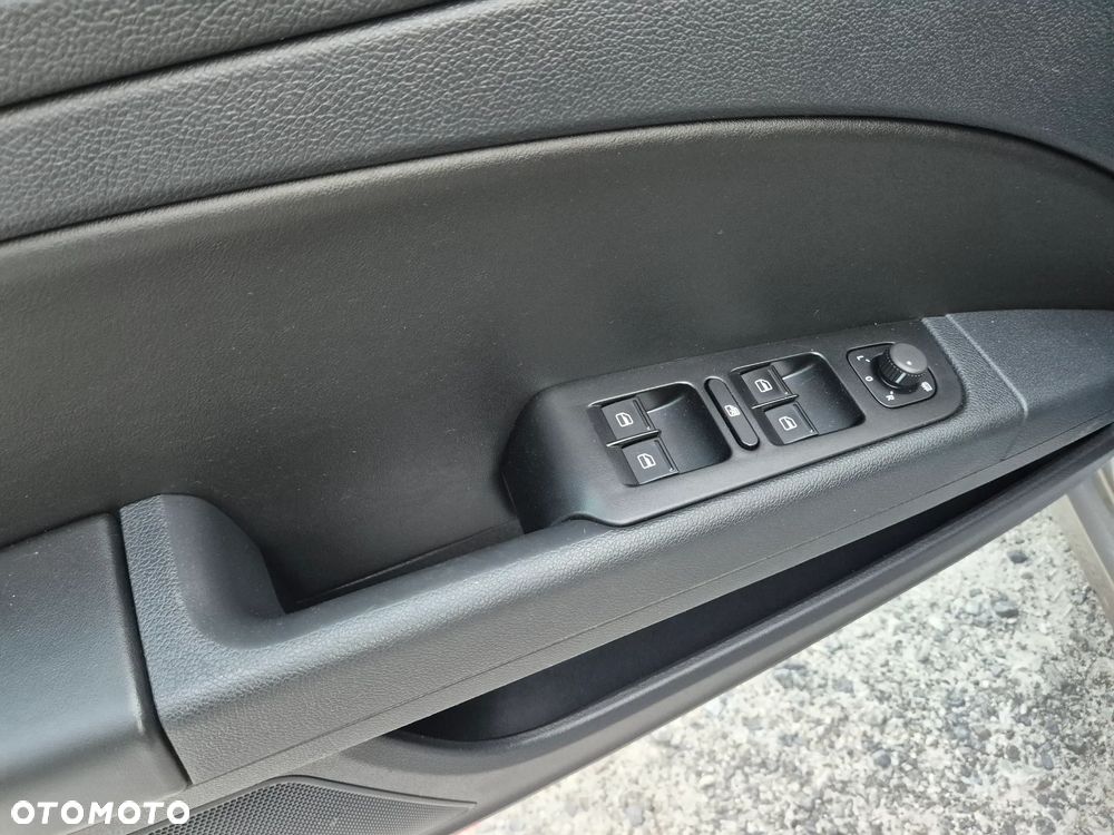 Skoda Superb 1.8 TSI Elegance - 32