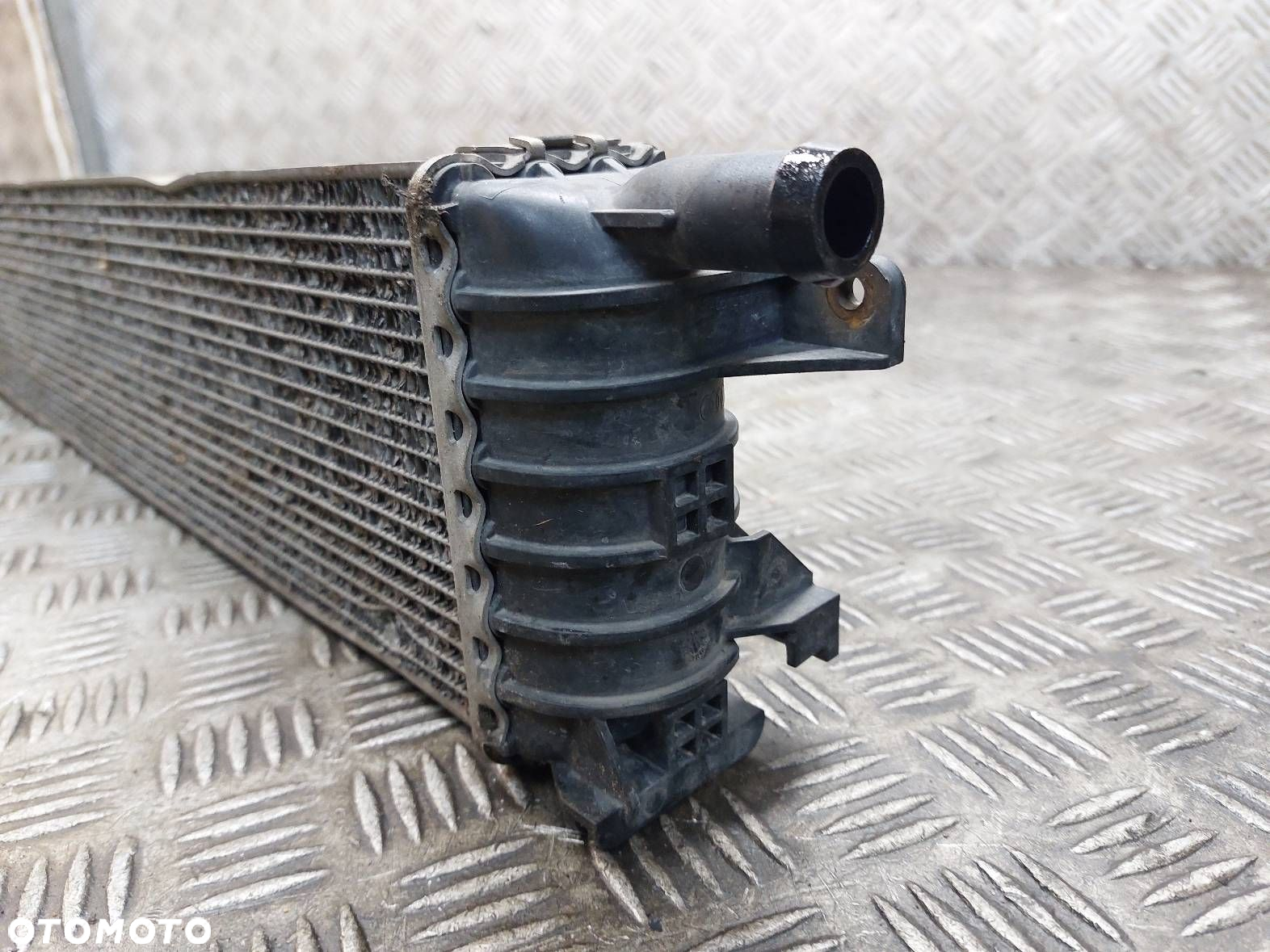 CHŁODNICA WODY INTERCOOLER WODNY AUDI A7 4G 3.0 TFSI 8K0145804B - 4