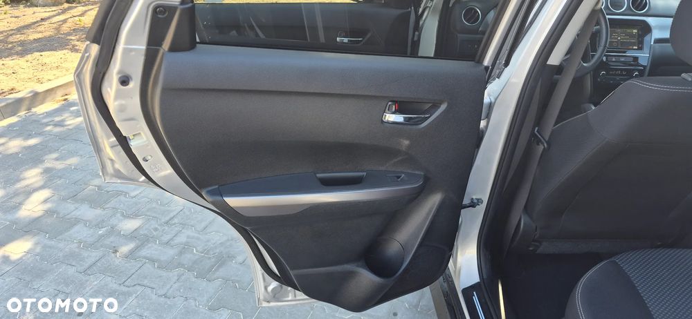 Suzuki Vitara 1.4 Boosterjet mHEV Premium 2WD - 13