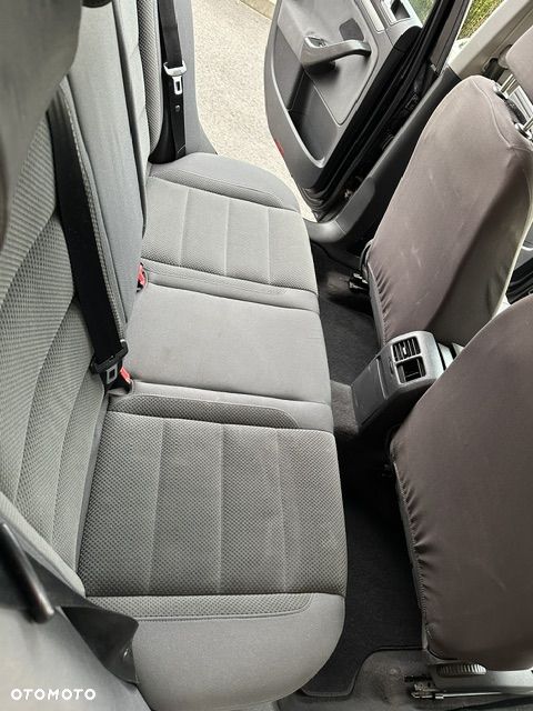 Volkswagen Golf - 20