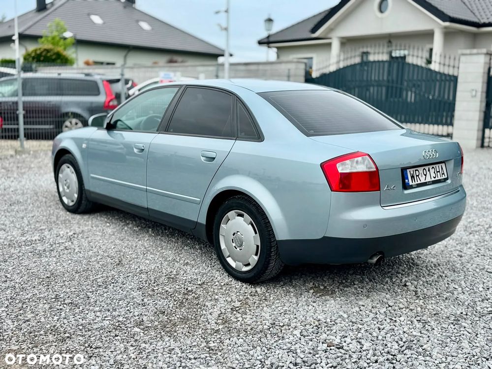 Audi A4 Limousine 2 - 4