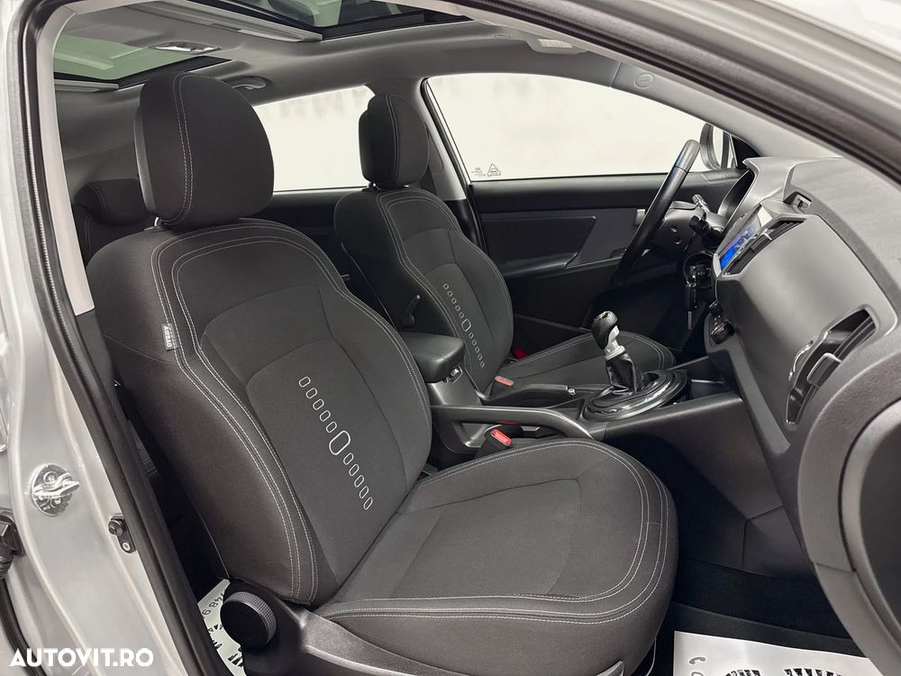 Kia Sportage 2.0 CRDI 4WD Vision - 16