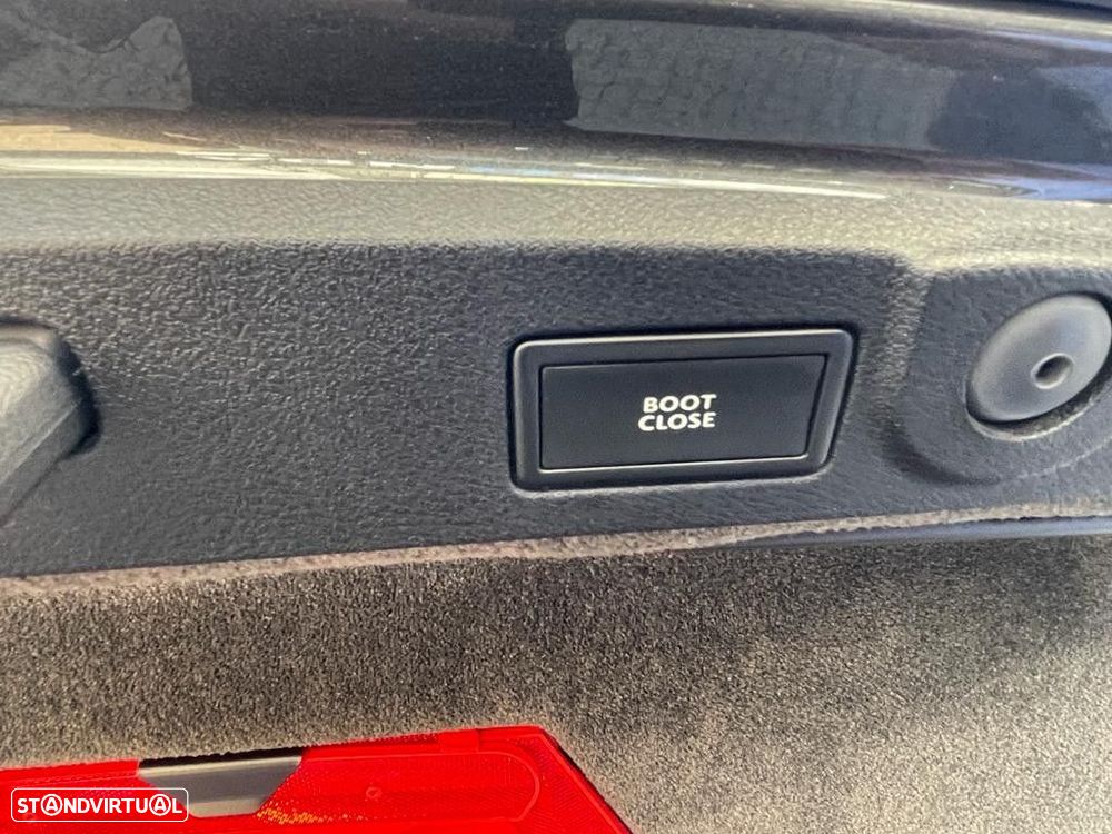 Bentley Continental GT W12 - 28