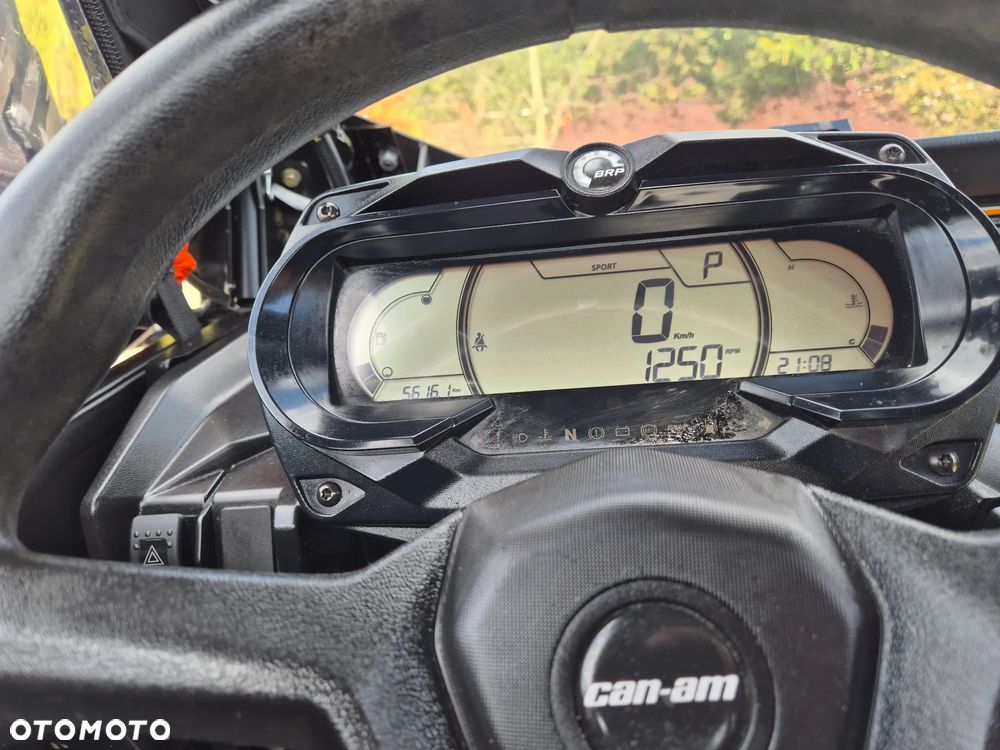 Can-Am Maverick - 16