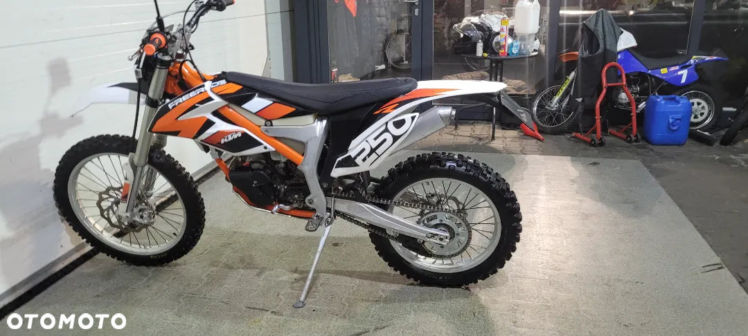 KTM EXC - 33