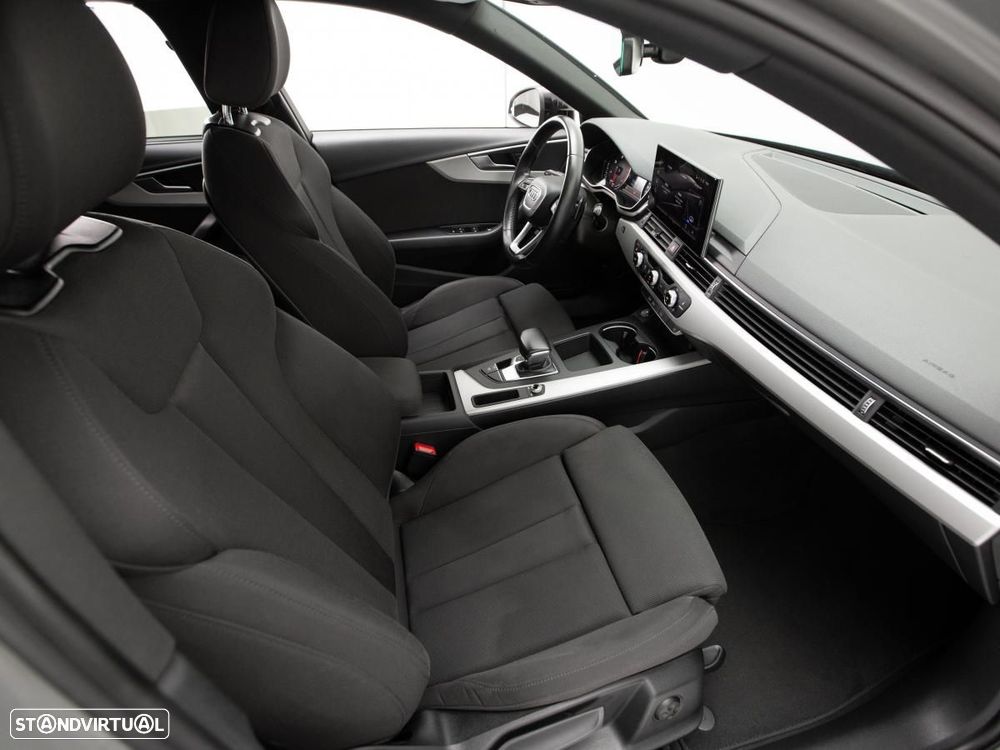 Audi A4 Avant 35 TDI S line S tronic - 9