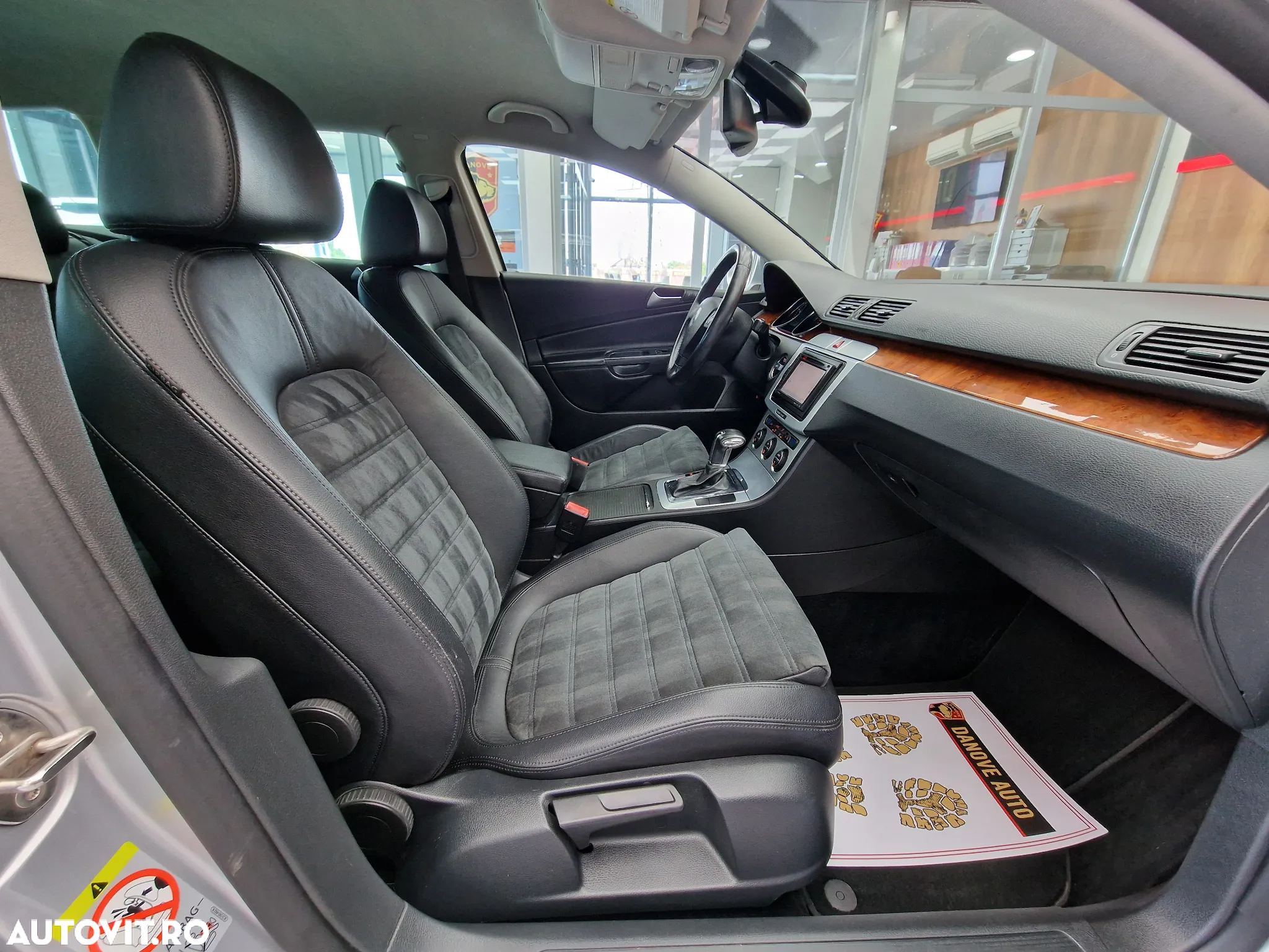 Volkswagen Passat - 13