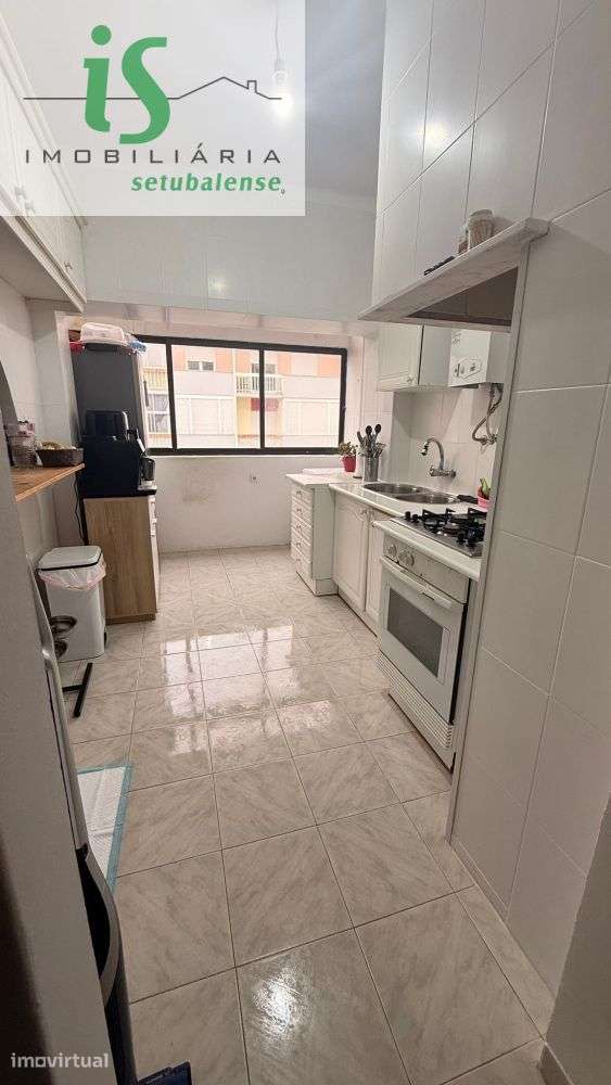 APARTAMENTO T1 NO BONFIM EM SETÚBAL - Grande imagem: 2/9