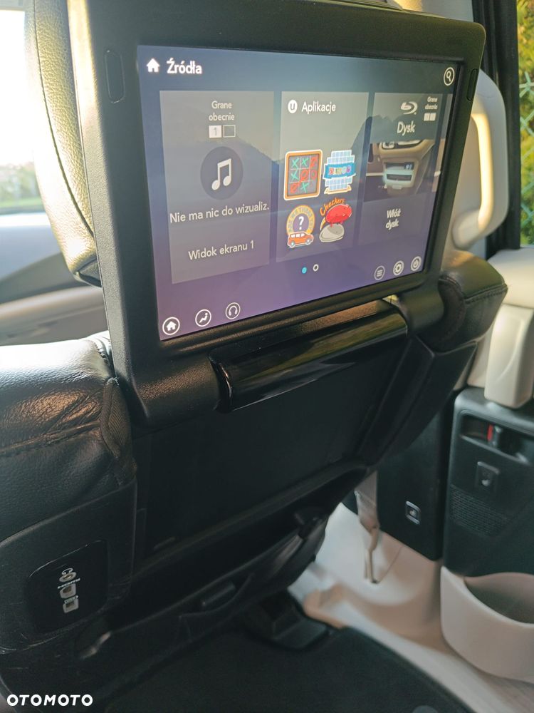 Chrysler Pacifica - 25