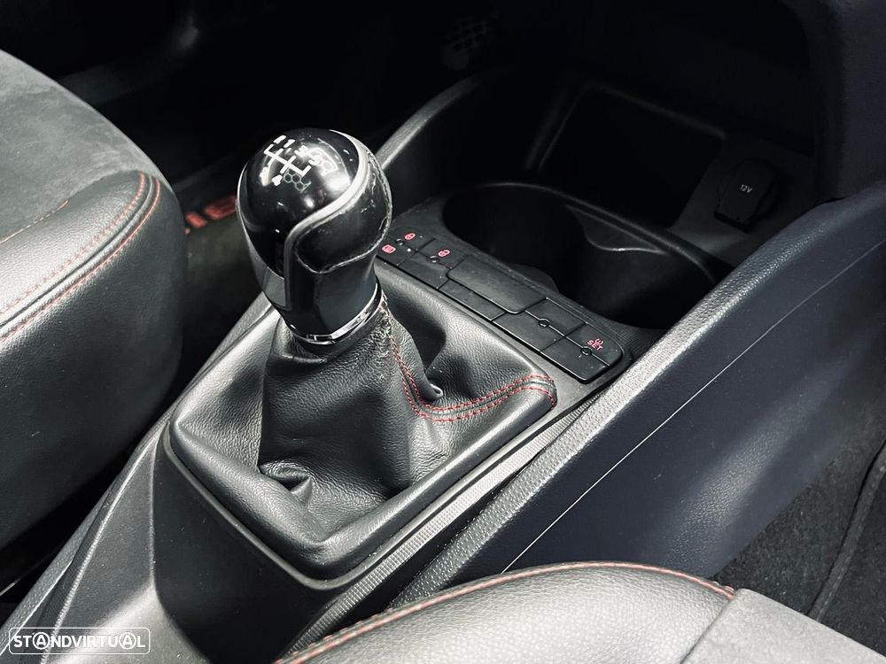 SEAT Ibiza 1.6 TDI FR - 31