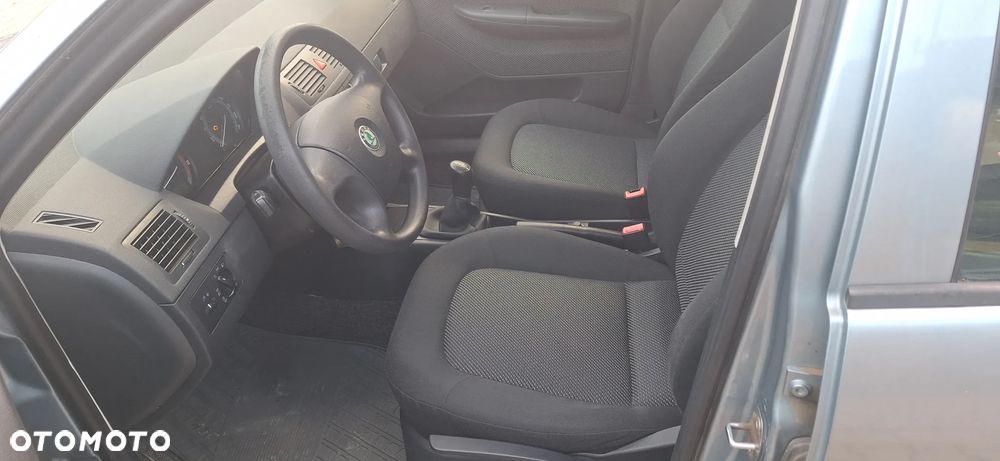 Skoda Fabia 1.4 16V Elegance - 11