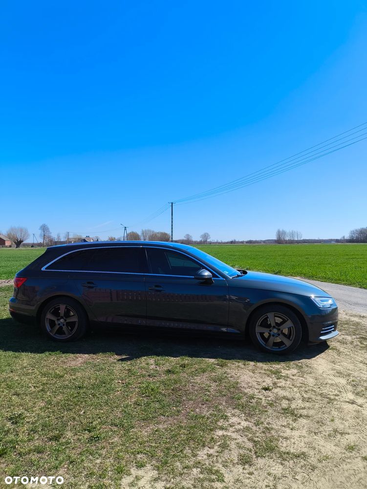 Audi A4 Avant 2.0 TDI S tronic - 9