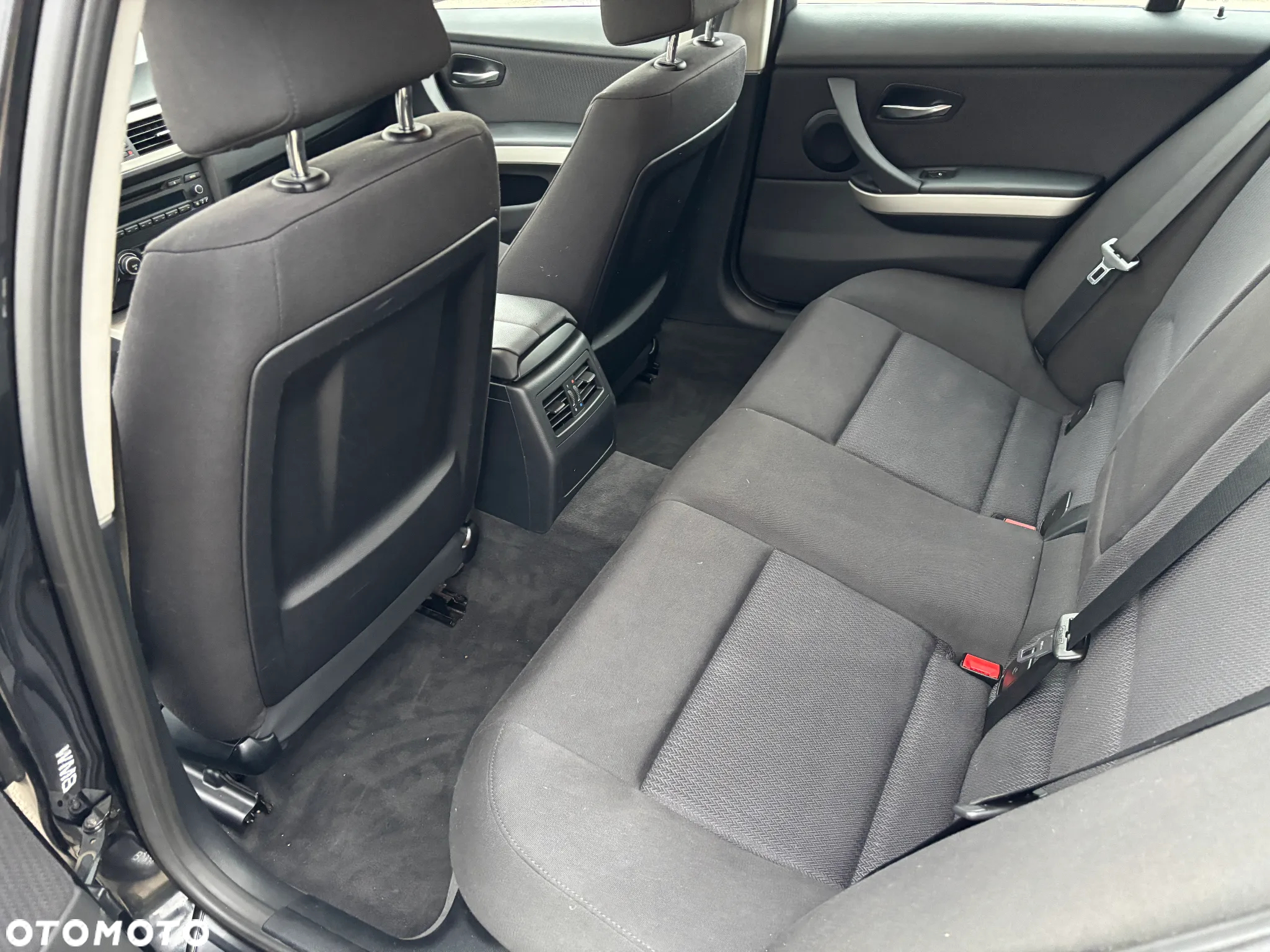 BMW Seria 3 320d Touring Efficient Dynamics Edition - 19