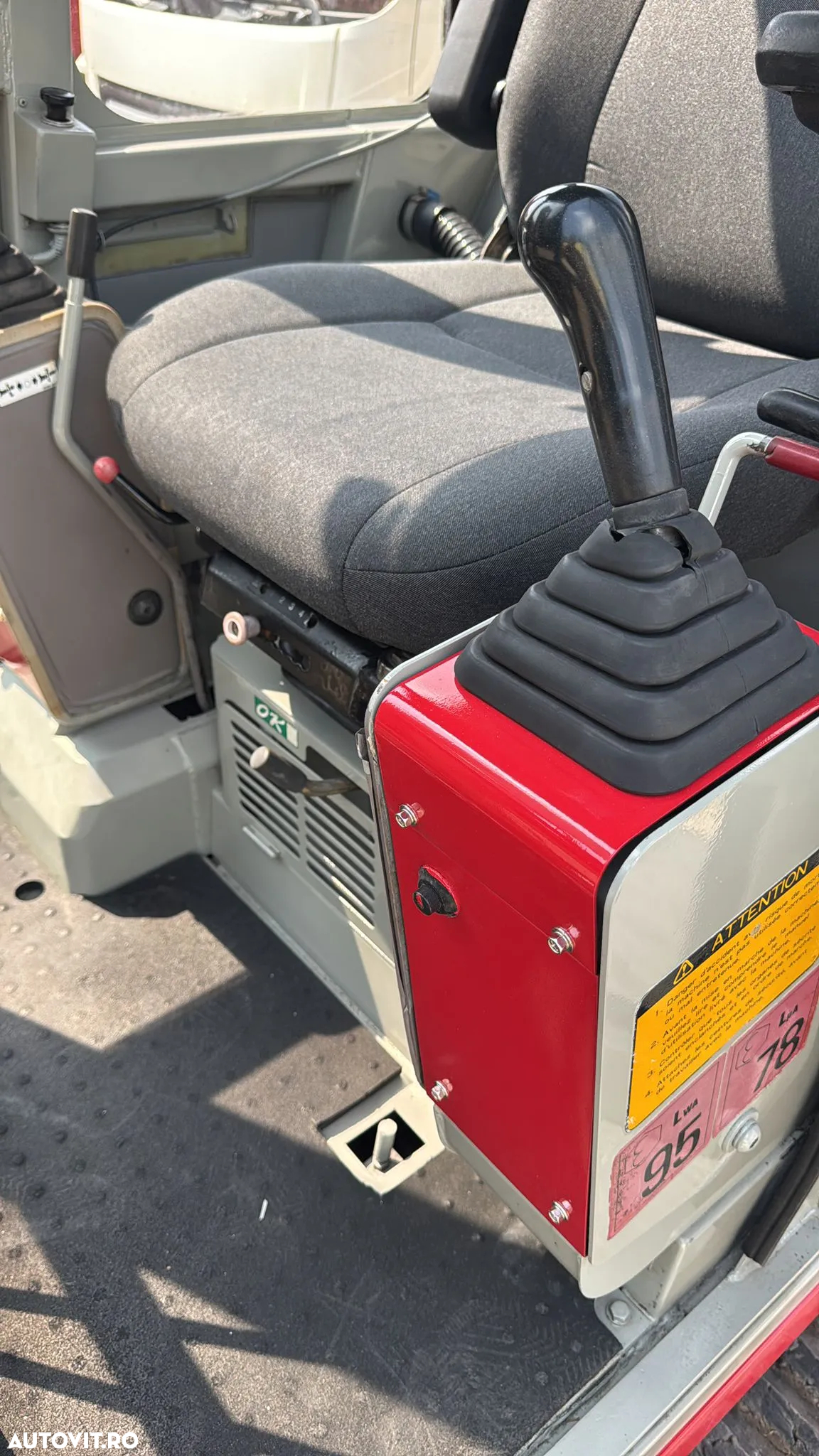 Takeuchi TB035 - 5