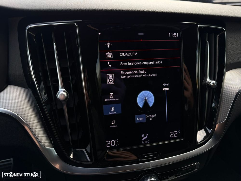 Volvo V60 2.0 T6 AWD TE R-Design - 40