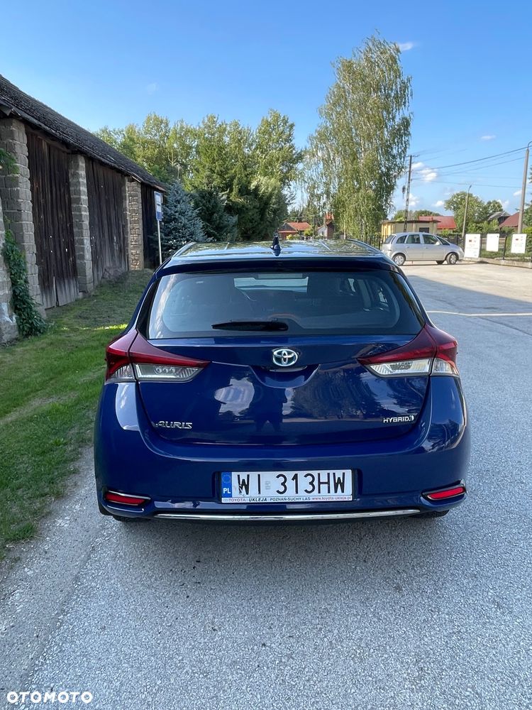 Toyota Auris Hybrid 135 Premium - 4