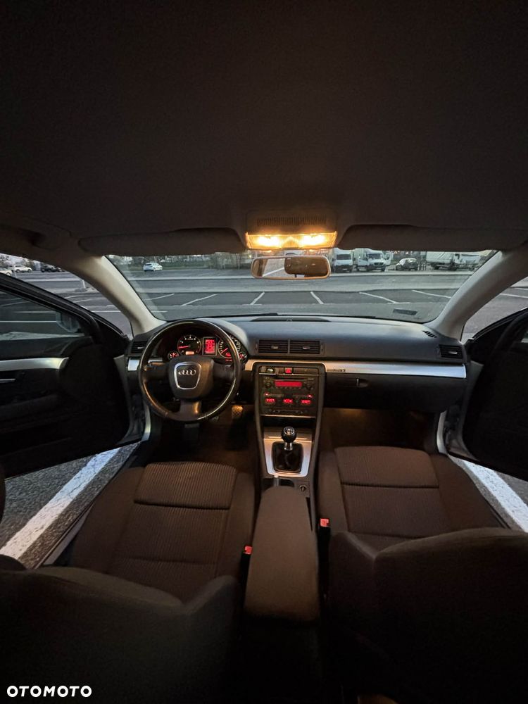 Audi A4 Limousine 2.0T FSI - 8