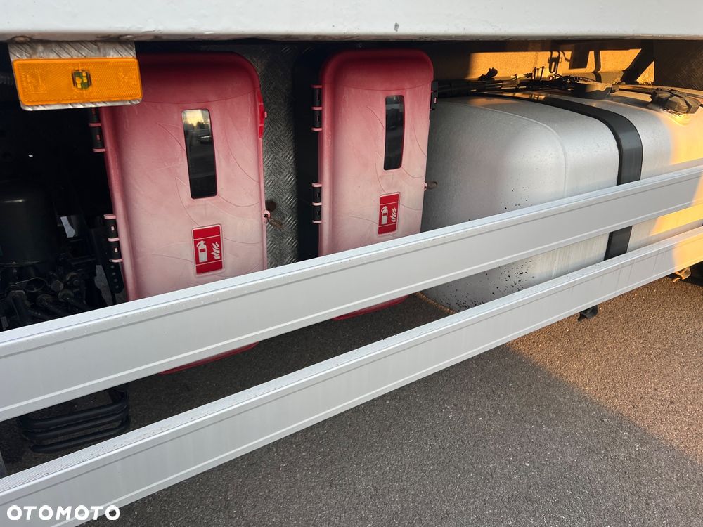 Mercedes-Benz ACTROS MP4 2545 - 24