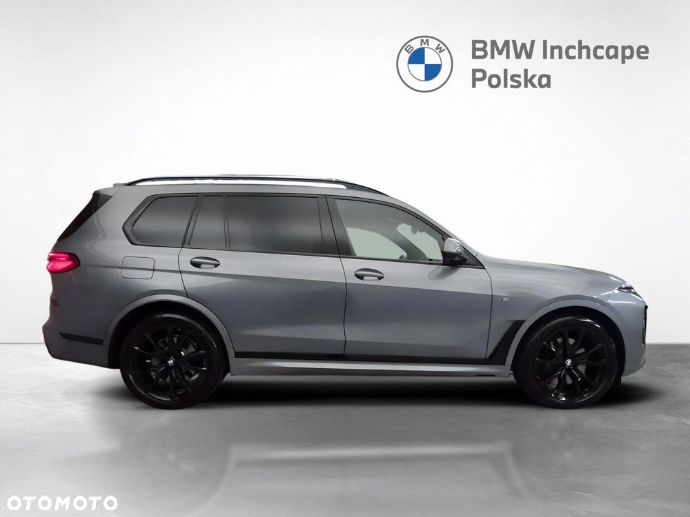 BMW X7 - 7