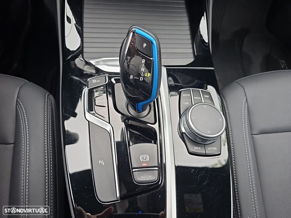 BMW iX3 Inspiring - 27