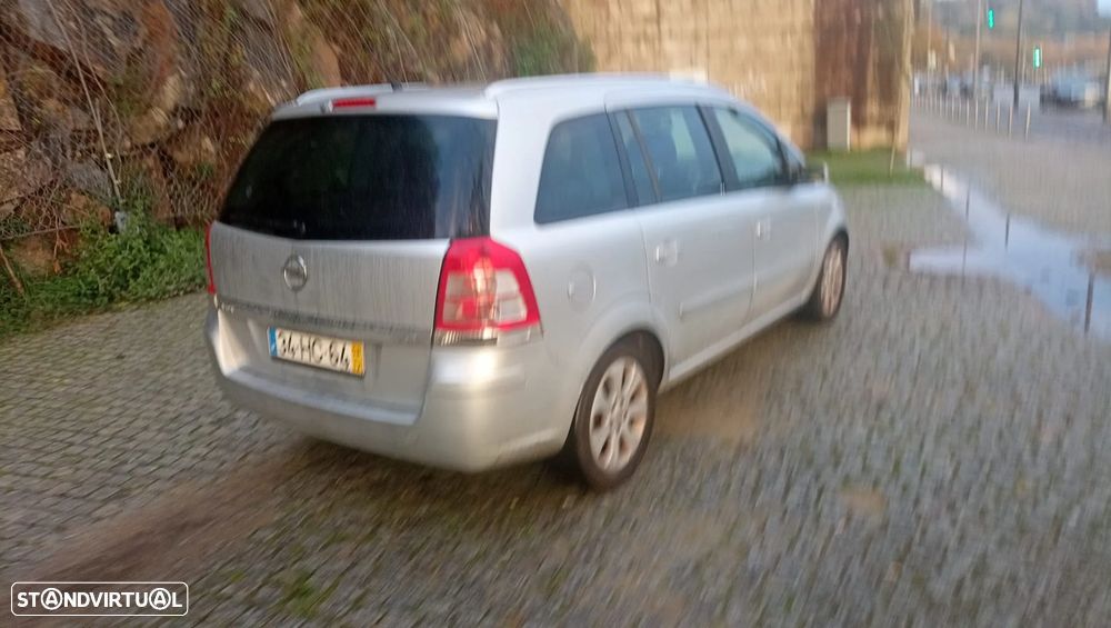 Opel Zafira 1.7 CDTi Enjoy - 3