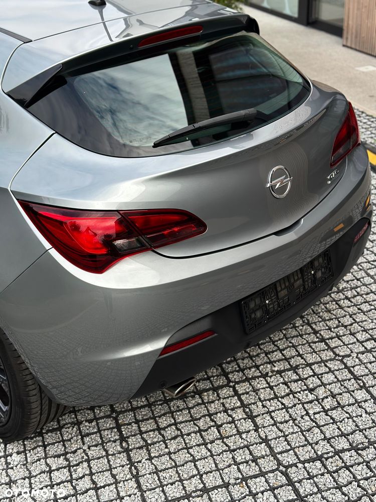 Opel Astra 1.4 Turbo - 5