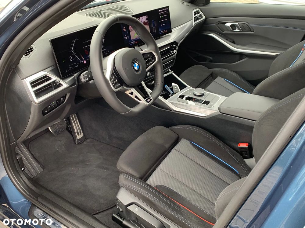 BMW Seria 3 330i xDrive M Sport - 9