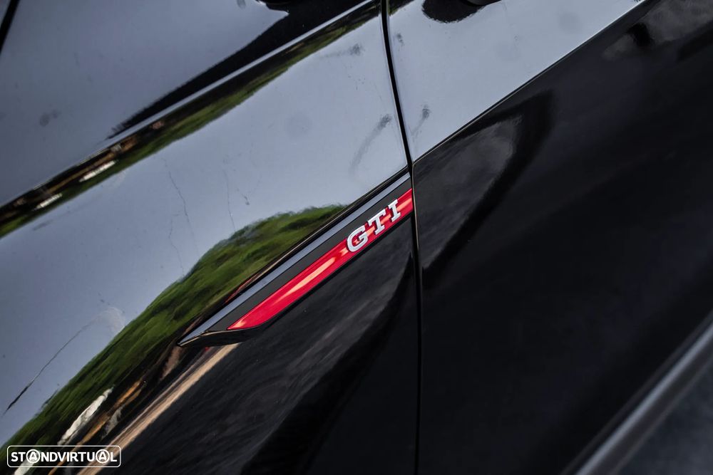 VW Golf 2.0 TSI GTI Clubsport DSG - 11