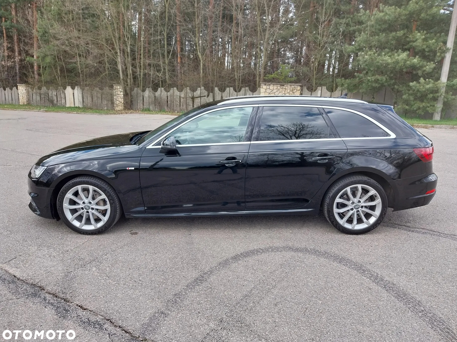 Audi A4 Avant 40 TDI S tronic S line - 2