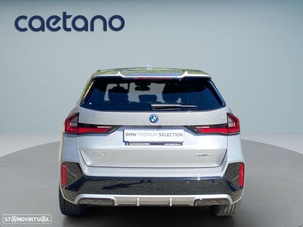 BMW iX1 eDrive20 Pack Desportivo M Pro - 18