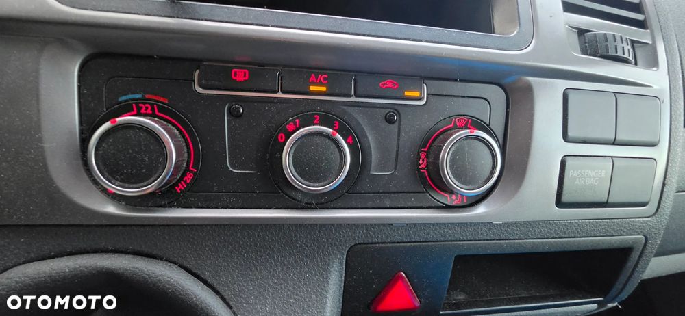 Volkswagen Transporter - 13