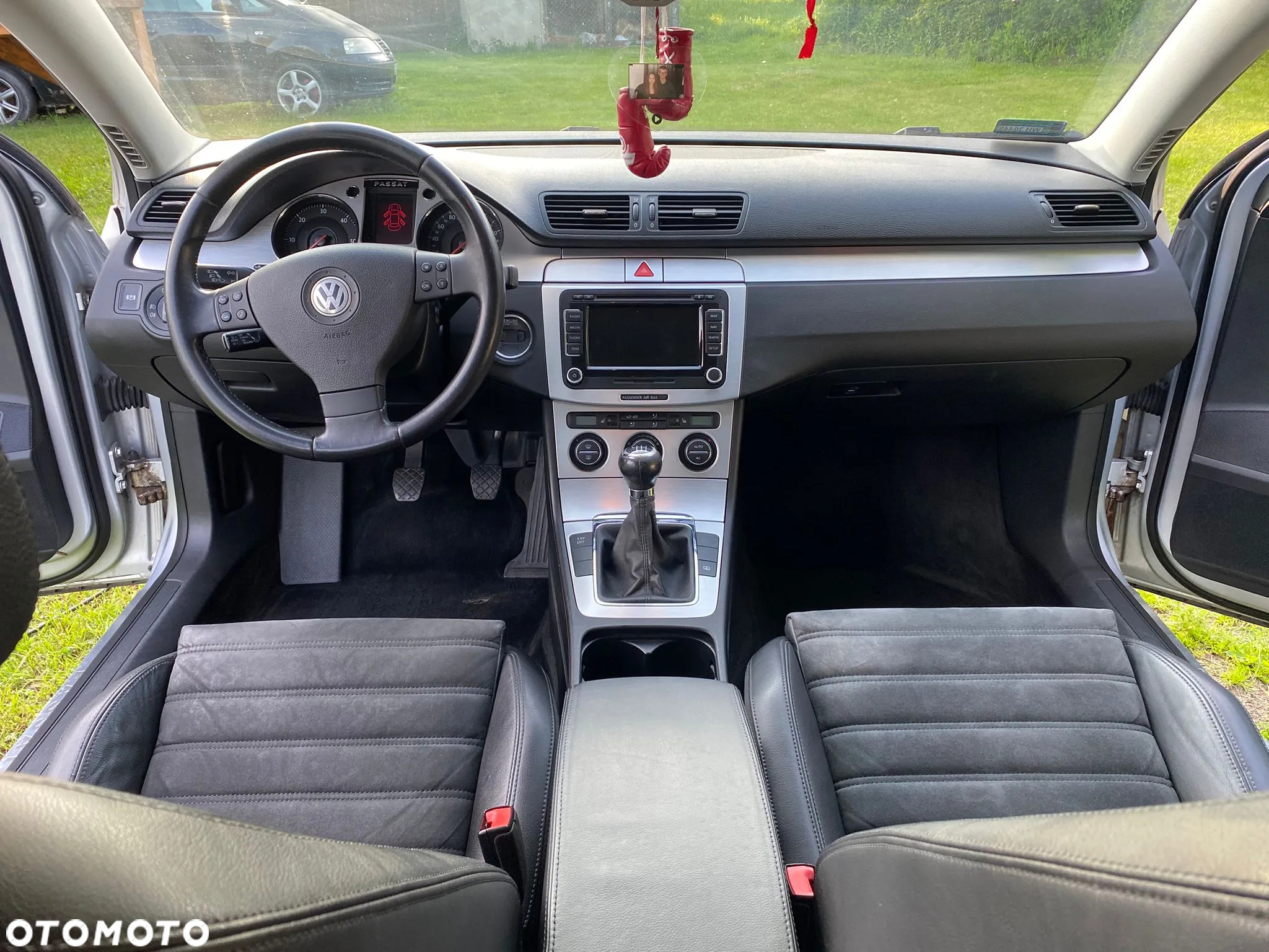 Volkswagen Passat 2.0 TDI DPF Highline - 19