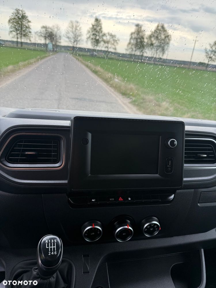Renault Master - 29
